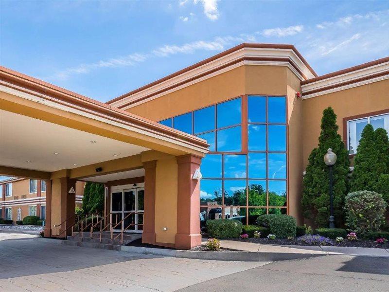 Quality Inn & Suites Albany Airport Летем Екстер'єр фото
