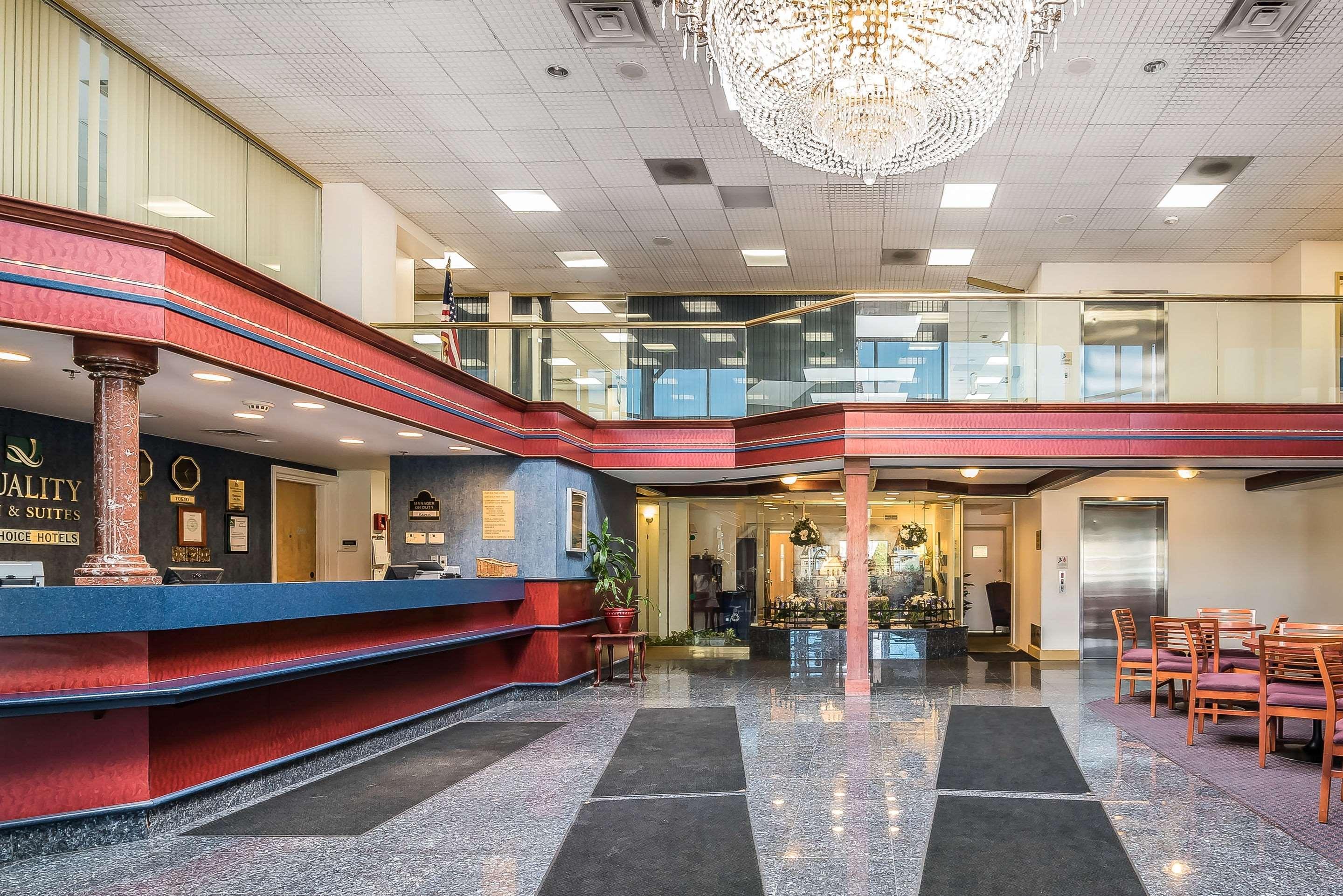 Quality Inn & Suites Albany Airport Летем Екстер'єр фото